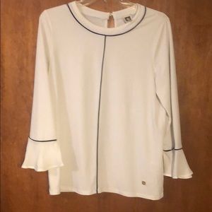 White Ann Klein blouse with bell sleeves